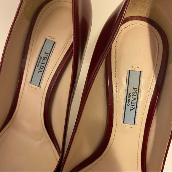 PRADA ❤️🔥 red leather PUMPS ❤️🔥 heels - Picture 8 of 9